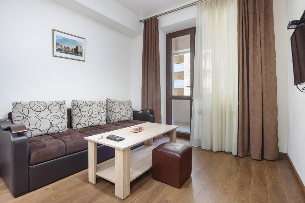 Stay Inn-Apartments On Buzand 17 Erivan Dış mekan fotoğraf