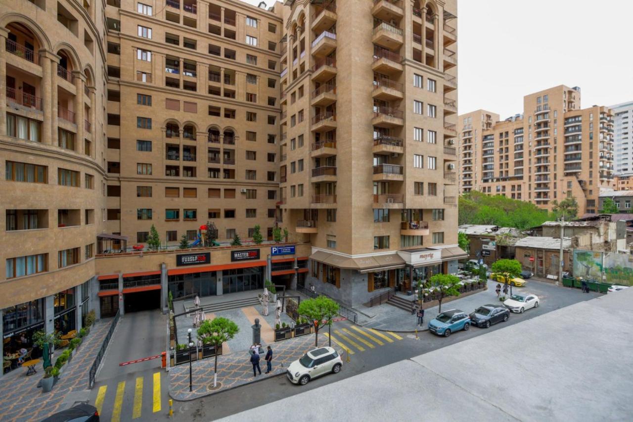 Stay Inn-Apartments On Buzand 17 Erivan Dış mekan fotoğraf