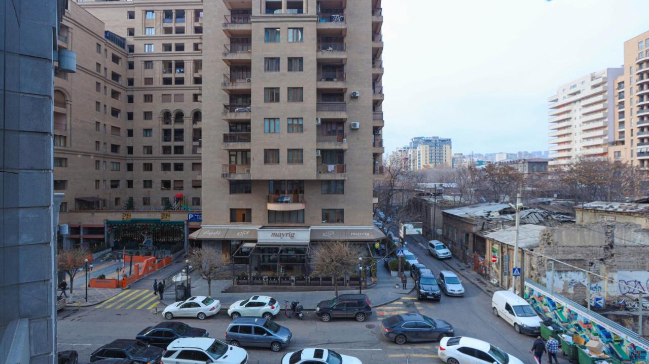 Stay Inn-Apartments On Buzand 17 Erivan Dış mekan fotoğraf